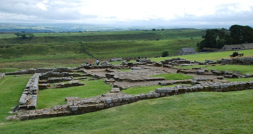 AC Valhalla’s Hadrian’s Wall Is a Delight For Historical past Buffs & a Helpful Device For College students 2 AC Valhalla’s Hadrian’s Wall Is a Delight For Historical past Buffs & a Helpful Device For College students 2