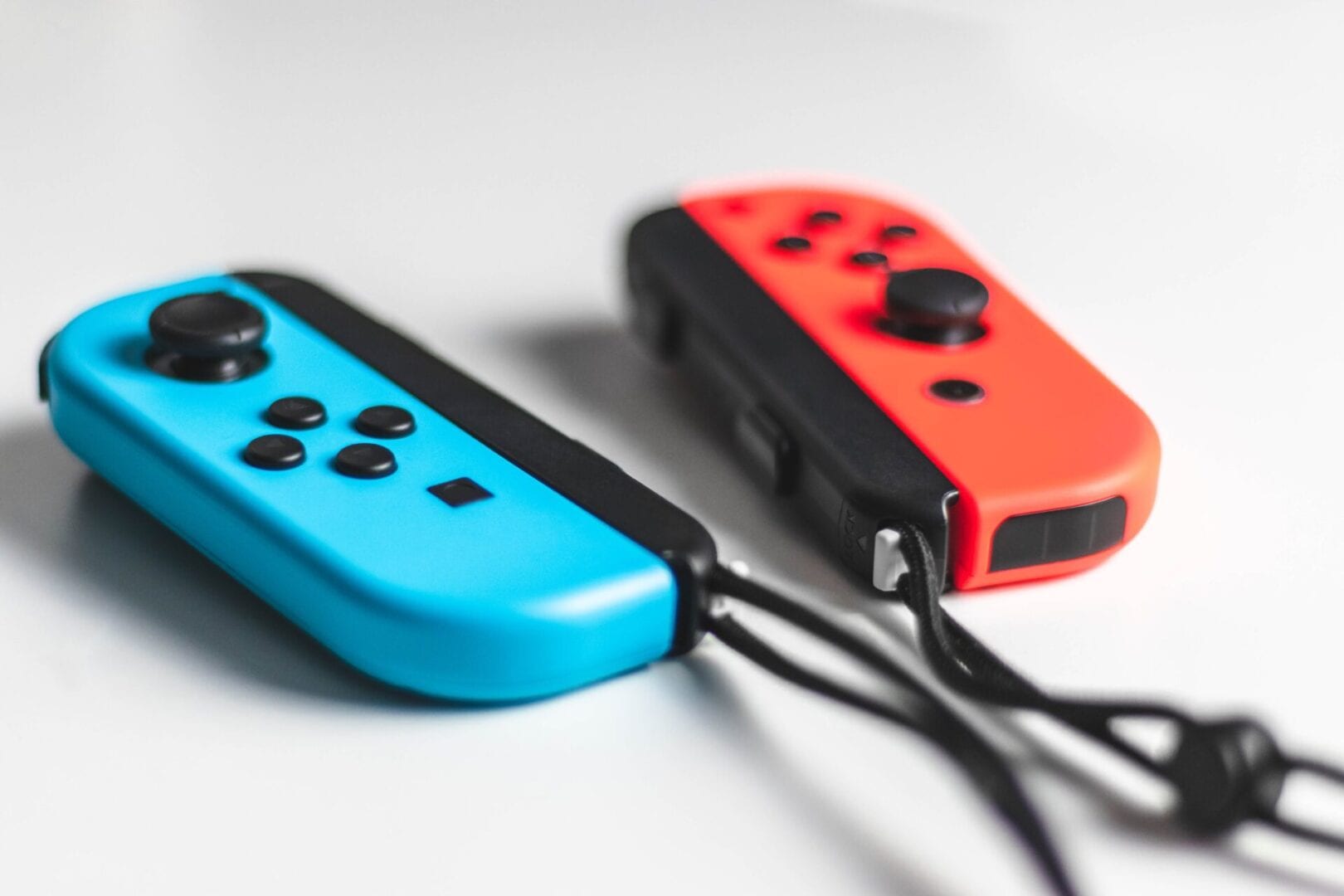Nintendo To Begin Promoting Blue and Crimson Single Pleasure-Con Controllers Subsequent Month 1 Nintendo To Begin Promoting Blue and Crimson Single Pleasure-Con Controllers Subsequent Month 1